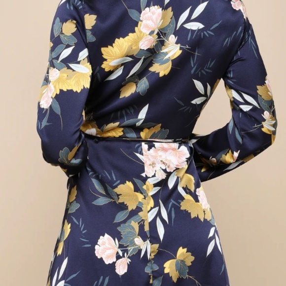 Lulus Love Is Life Navy Blue Floral Print Satin Wrap Dress - Size L - Picture 2 of 3